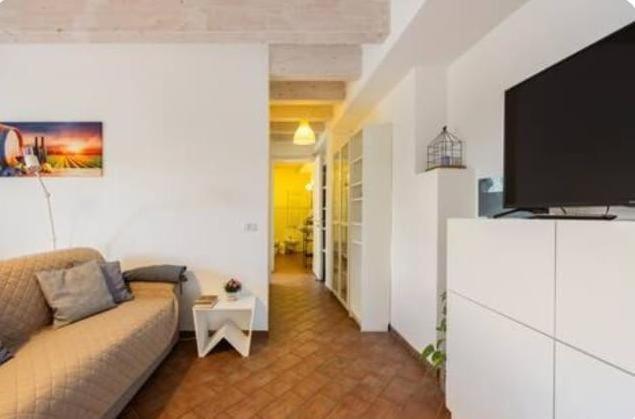 La Casa Di Elvira2 Villa Кастелнуово Берарденга Екстериор снимка